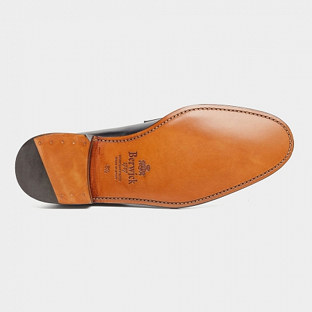 картинка Чёрные лоферы Berwick 3102 от магазина  Berwickshoes