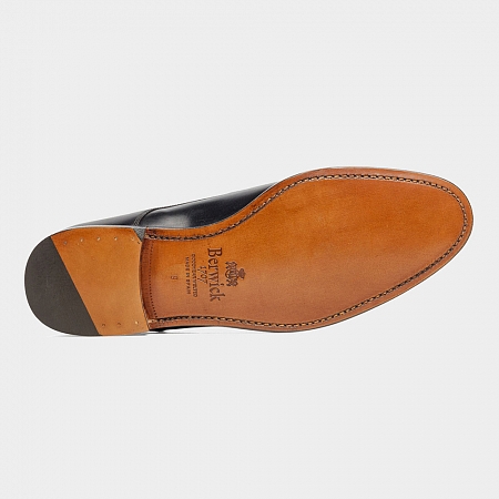 картинка Чёрные дерби Berwick 3011 от магазина  Berwickshoes